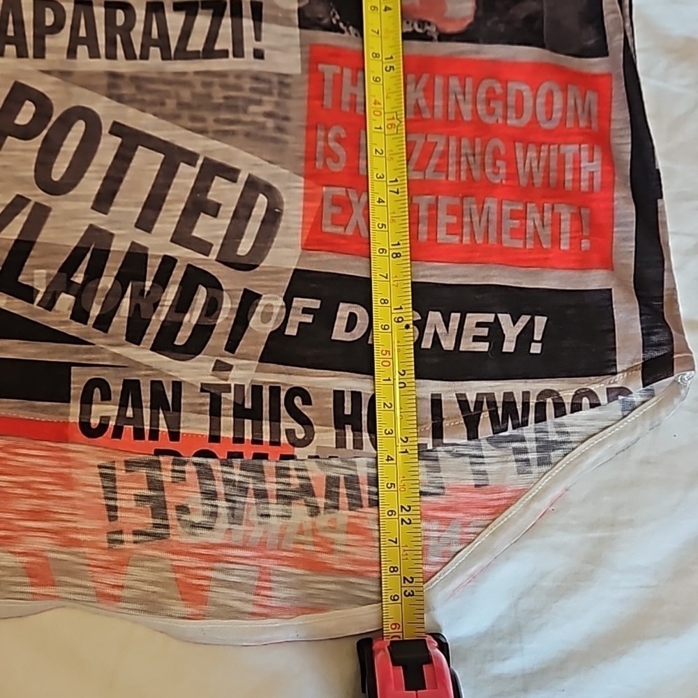 Women's Disney Park Newspaper T-Shirt  Size Small - Picture 6 of 6